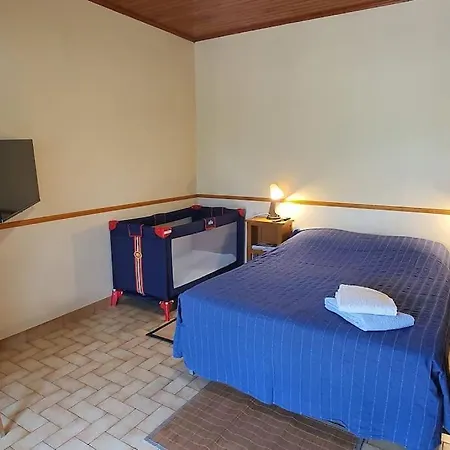 Camat T1 De Plain Pied A La Campagne